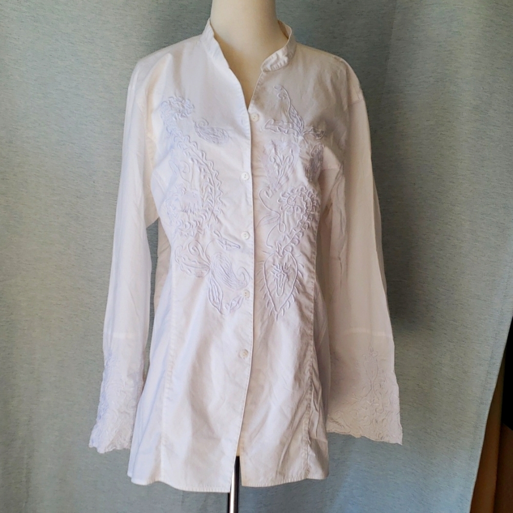 Coldwater Creek Women's off white shirt Embroidered Size Large